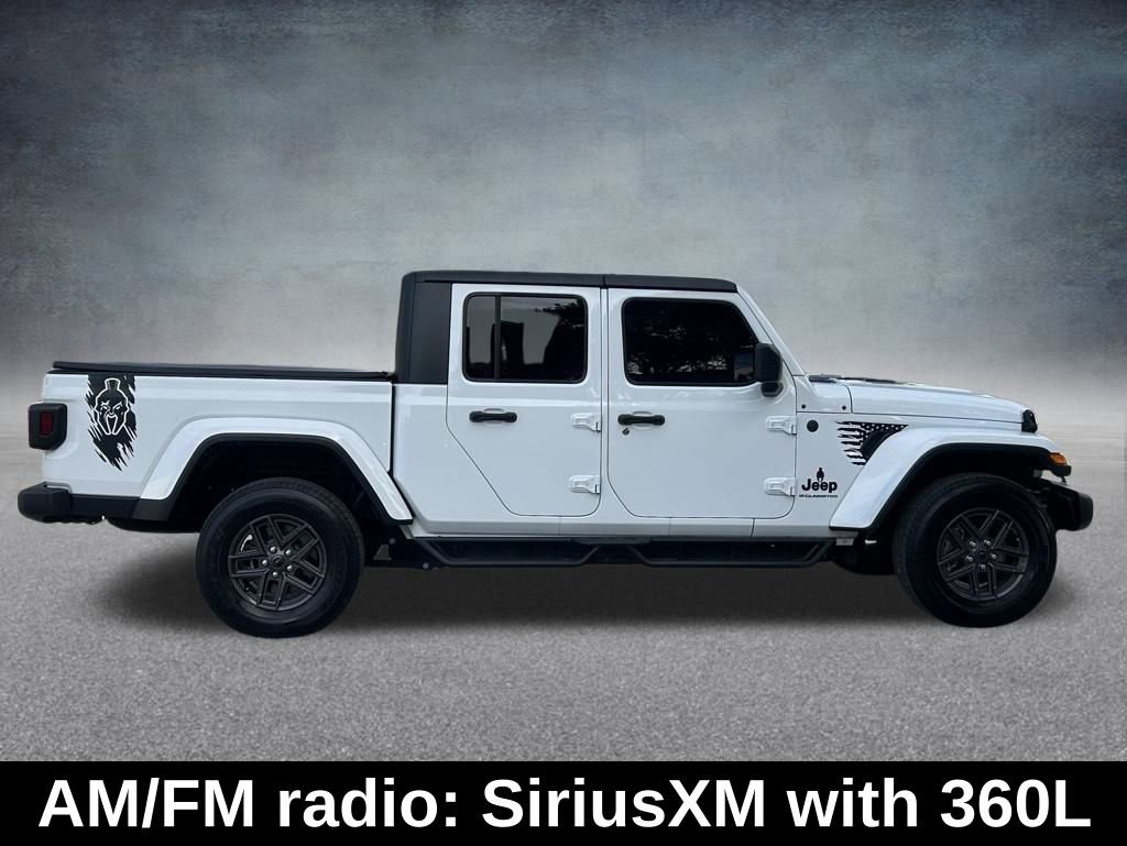 Certified 2024 Jeep Gladiator Sport image 5