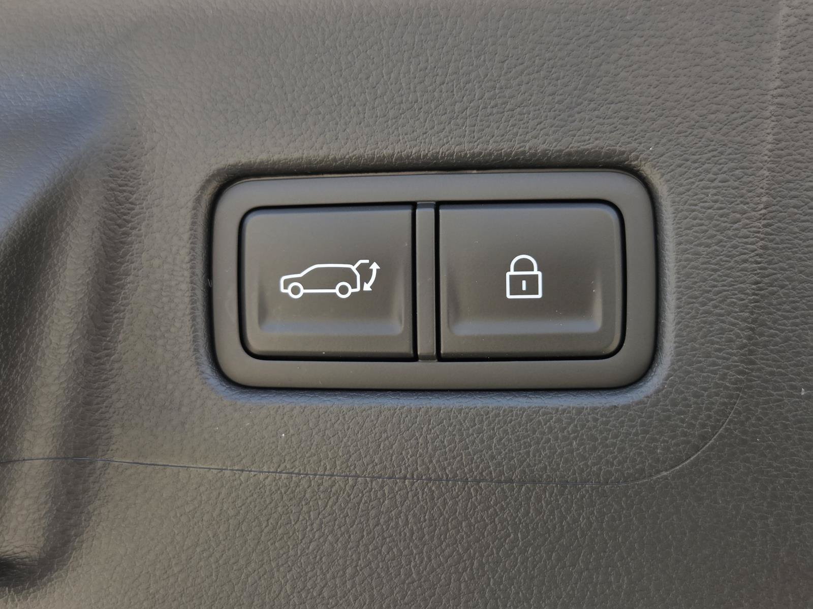 New 2027 Hyundai Santa Fe SEL FWD image 10
