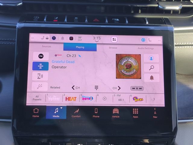 New 2025 Jeep Grand Cherokee L Limited w/ Luxury Tech Group II AWD/4WD image 15