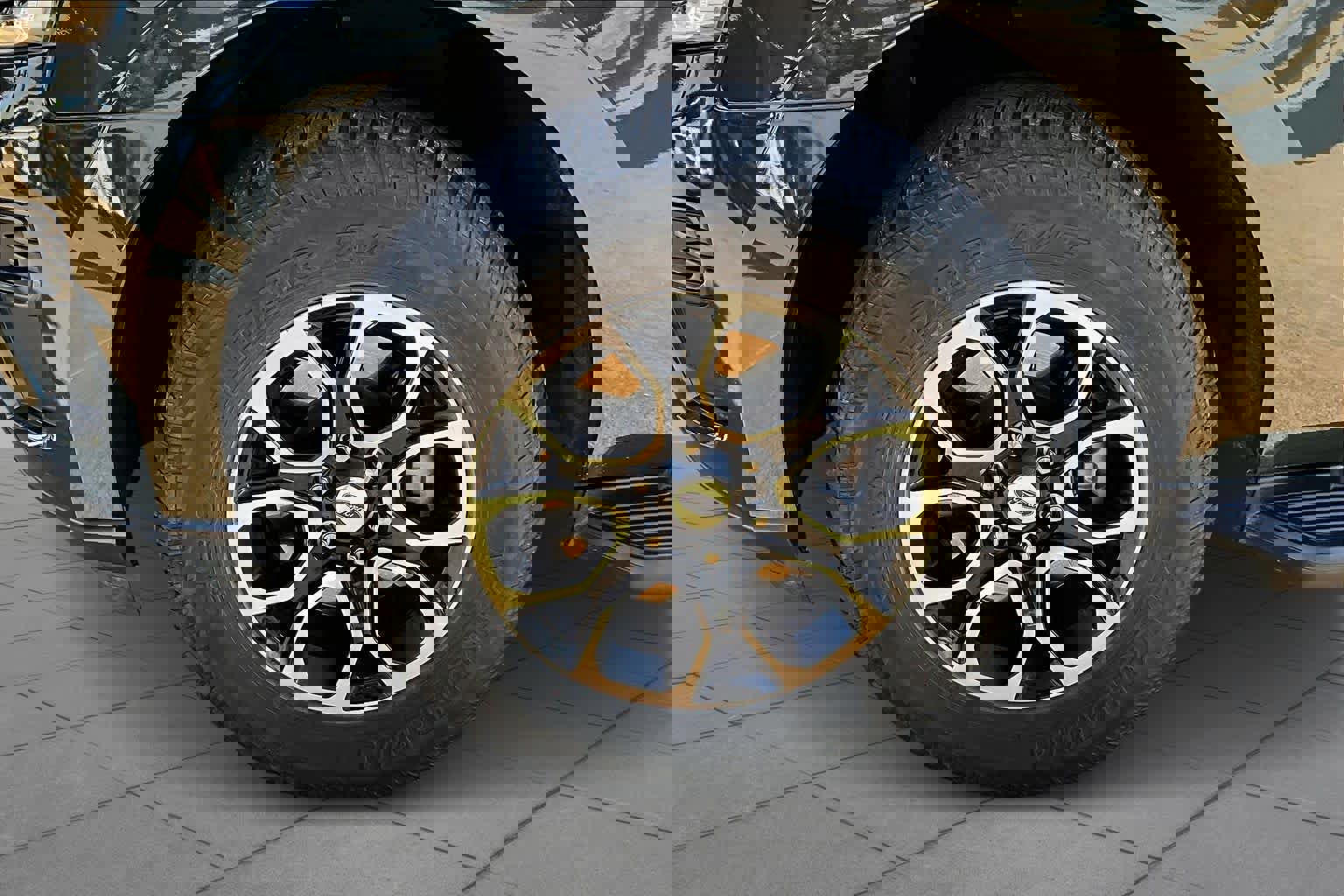 Used 2022 Ford Expedition XLT image 11