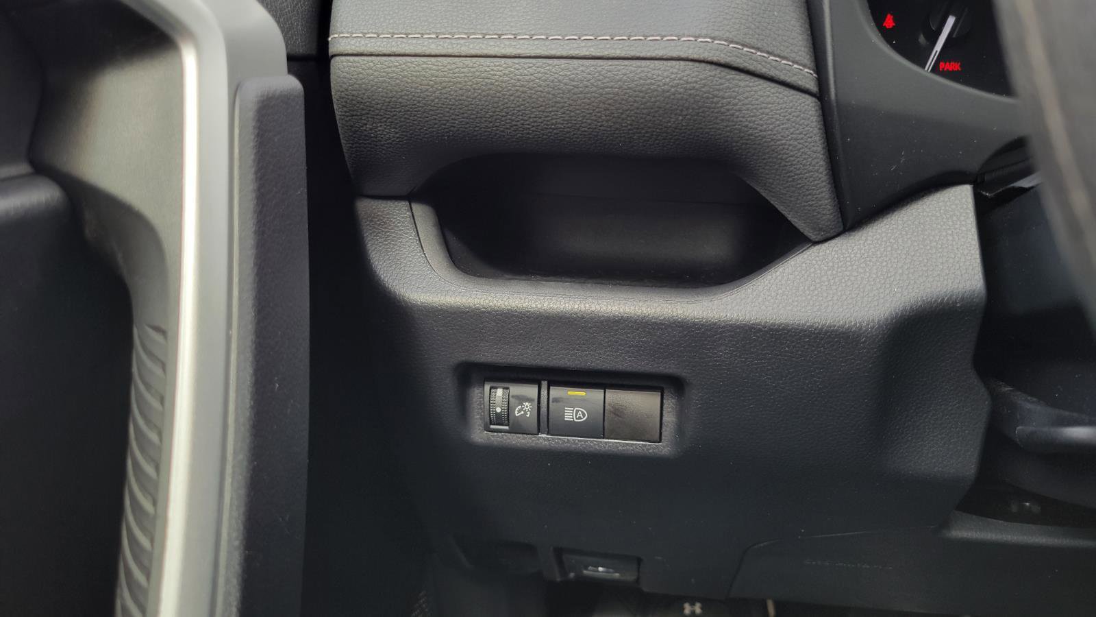 Used 2023 Toyota RAV4 LE image 19