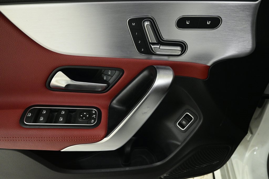 Used 2022 Mercedes-Benz CLA 35 AMG 4MATIC image 18