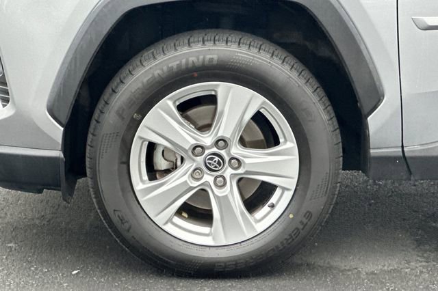 Certified 2020 Toyota RAV4 XLE image 29