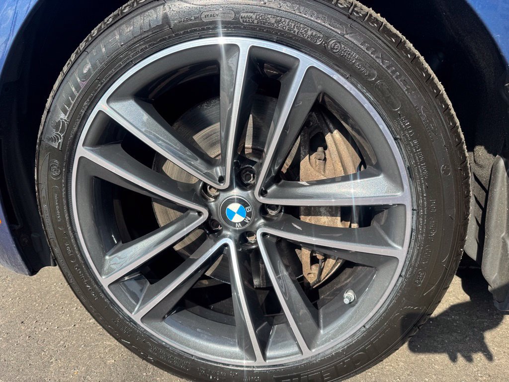 Used 2022 BMW 750i xDrive w/ Executive Package AWD/4WD image 15