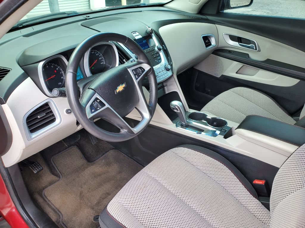 Used 2011 Chevrolet Equinox LT FWD image 15
