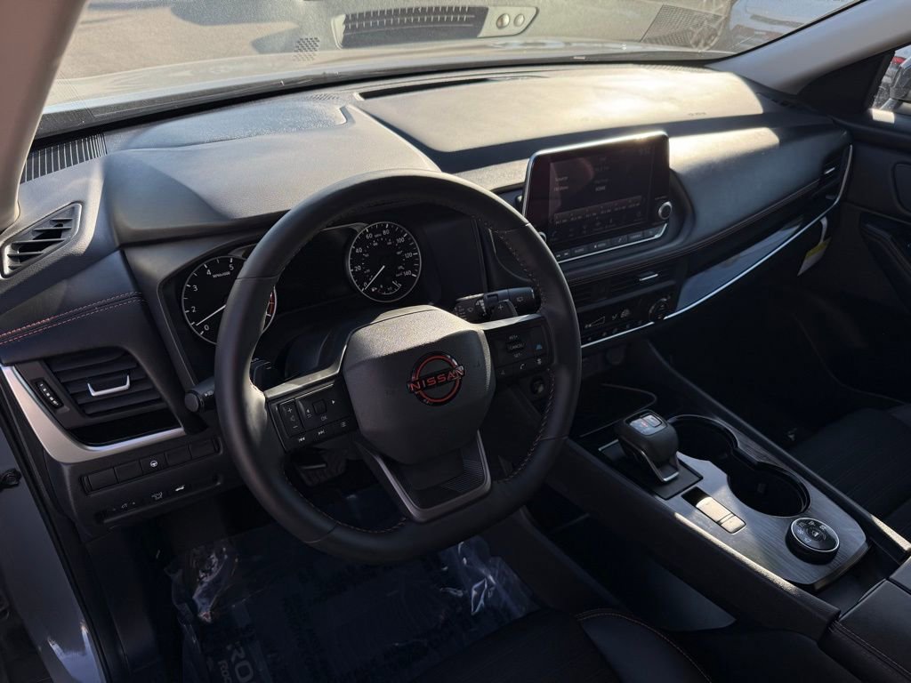 Certified 2025 Nissan Rogue SV w/ Rock Creek Premium Package image 18