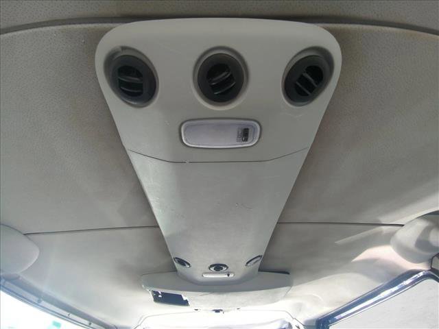 Used 2011 Mercedes-Benz Sprinter 2500 image 17