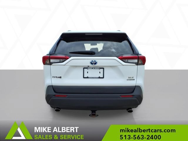 Used 2021 Toyota RAV4 XLE AWD/4WD image 6