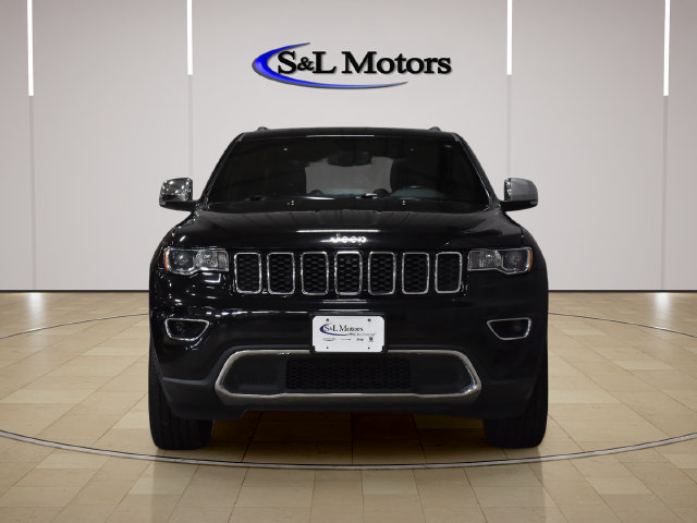 Used 2018 Jeep Grand Cherokee Limited AWD/4WD image 4