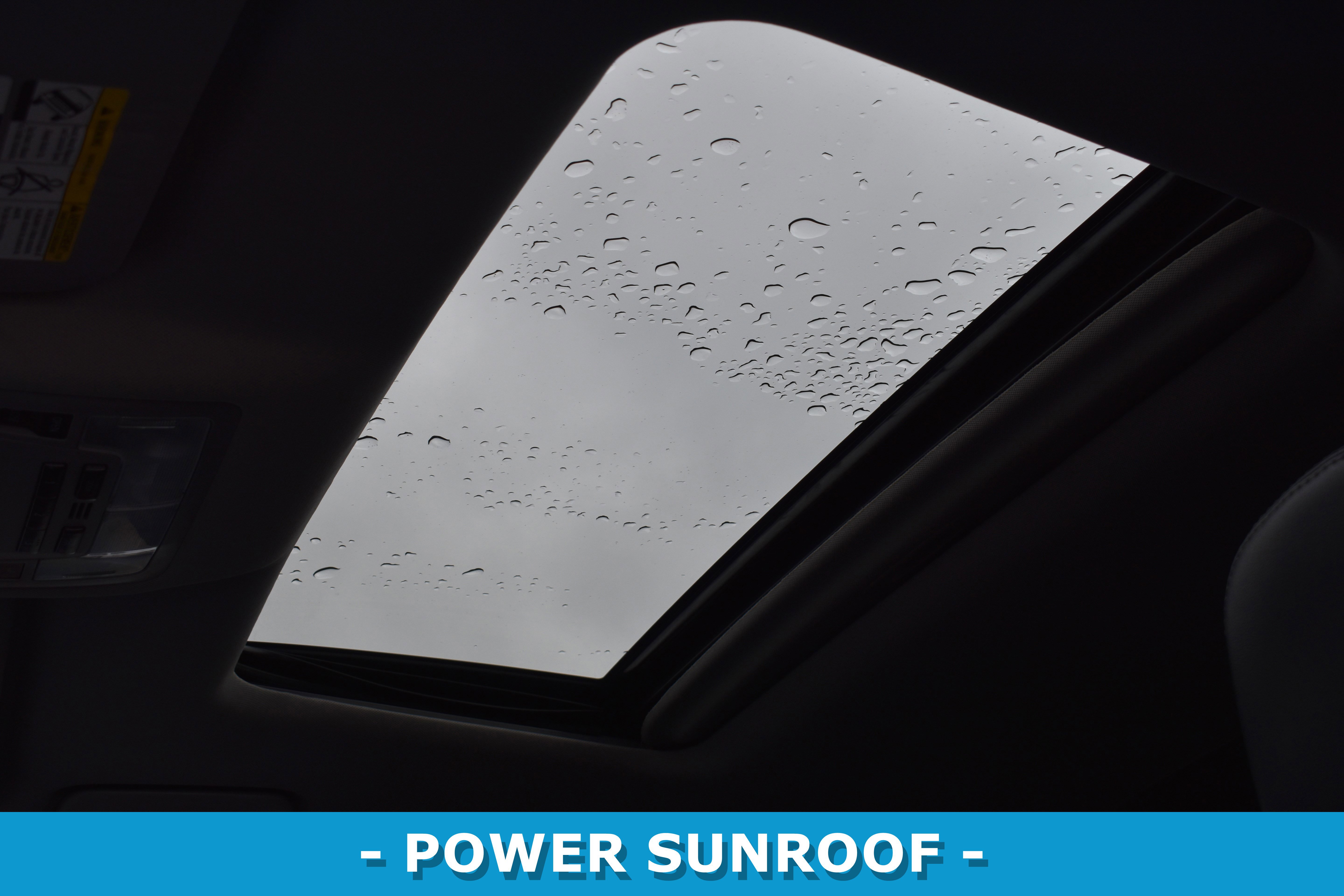 Used 2017 Toyota Highlander SE image 18