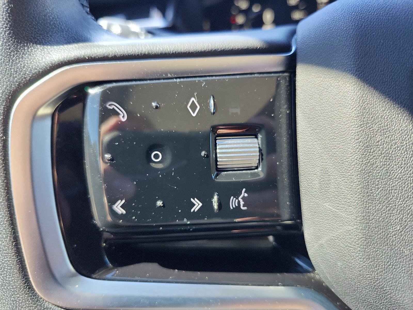 Used 2023 Land Rover Range Rover Velar R-Dynamic S image 24