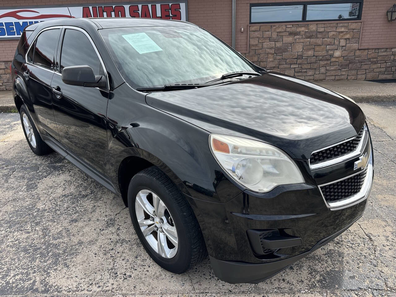 Used 2015 Chevrolet Equinox LS image 3