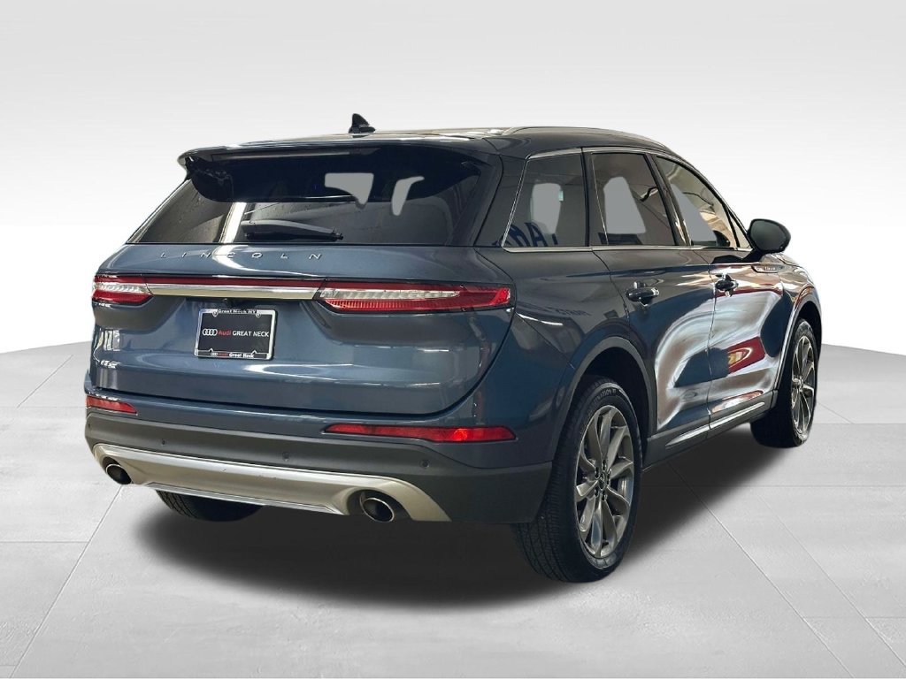 Used 2022 Lincoln Corsair AWD w/ Premium Package image 9