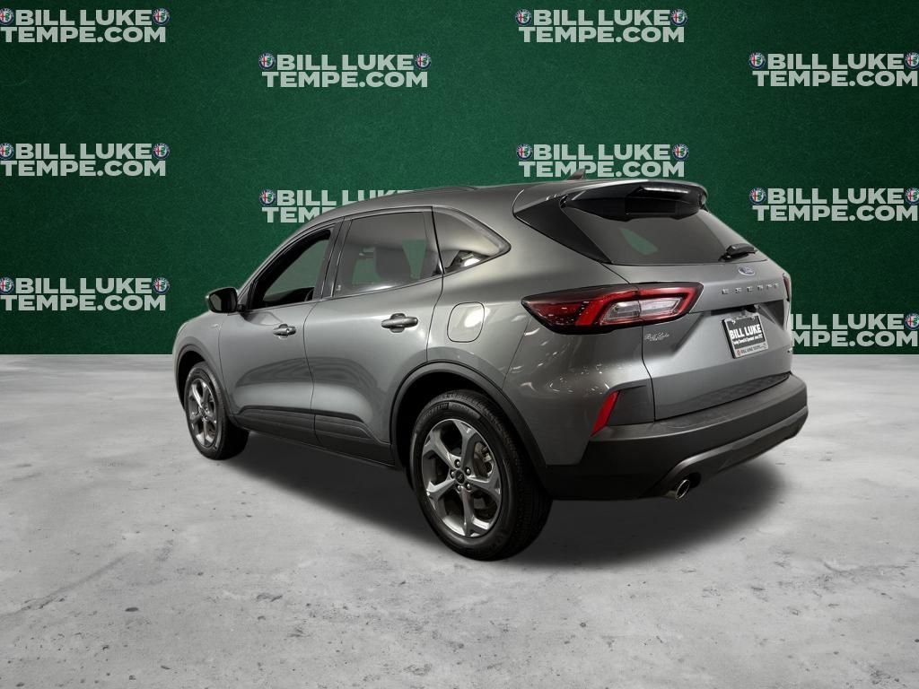 Used 2025 Ford Escape ST-Line image 8