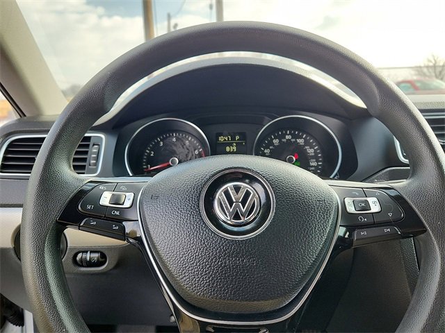 Used 2015 Volkswagen Jetta SE image 11