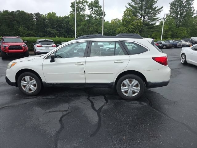 Used 2016 Subaru Outback 2.5i AWD/4WD image 9