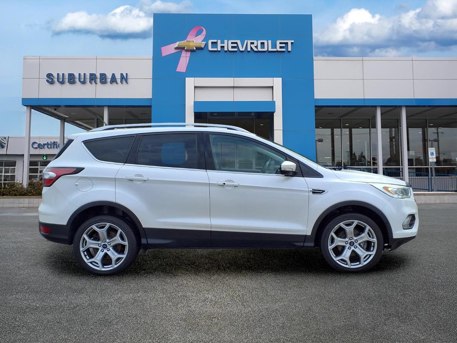 Used 2017 Ford Escape Titanium w/ Equipment Group 301A AWD/4WD image 4