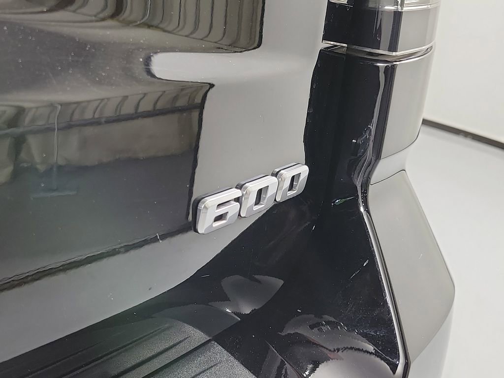 Certified 2026 Cadillac Escalade Sport w/ LPO, Floor Liner Package image 5