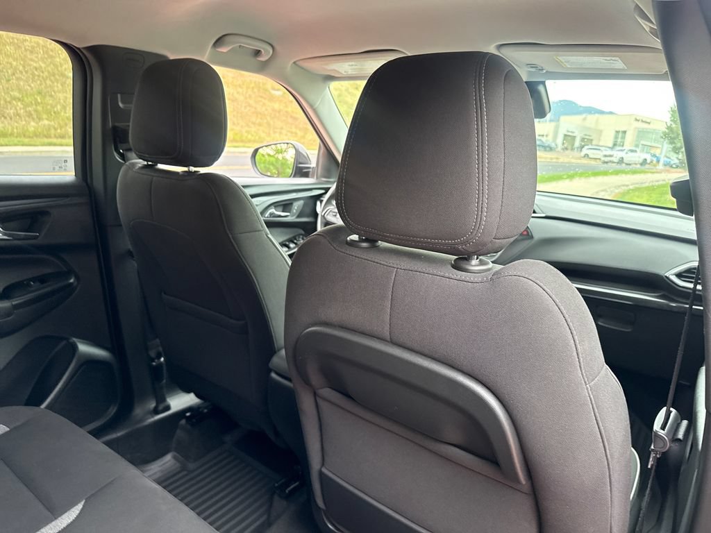Used 2023 Chevrolet TrailBlazer LT AWD/4WD image 29