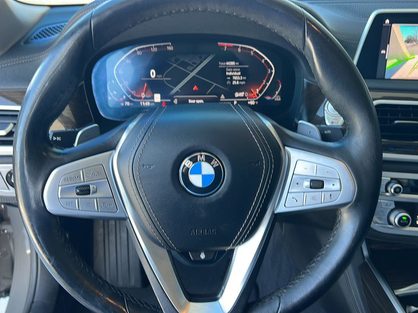 Used 2020 BMW 740i image 21