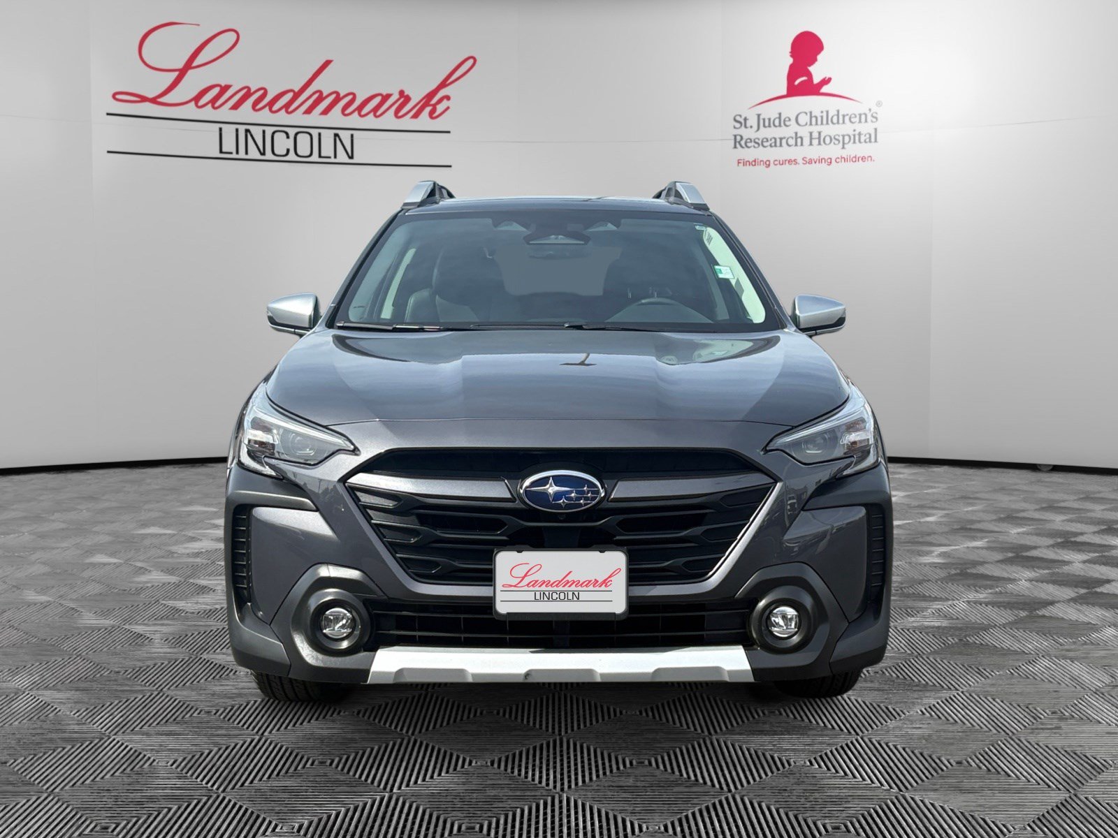Used 2024 Subaru Outback Touring AWD/4WD image 8