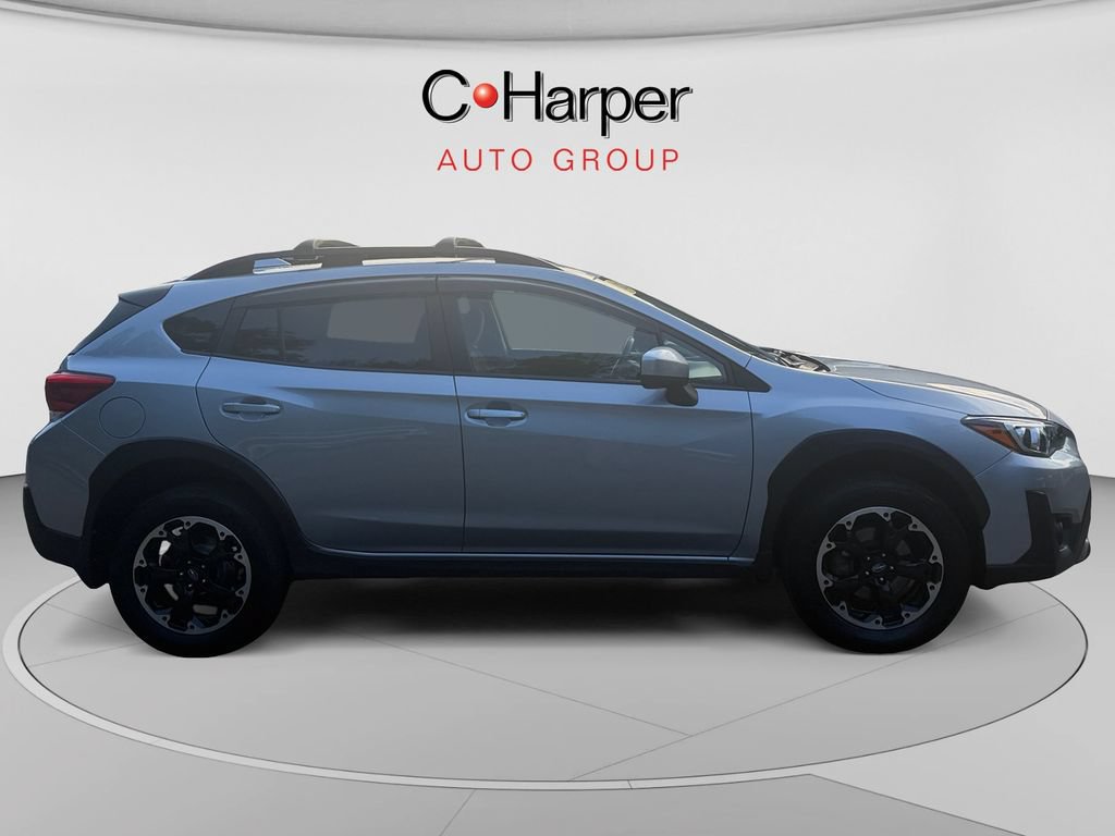Used 2022 Subaru Crosstrek 2.0i Premium AWD/4WD image 2