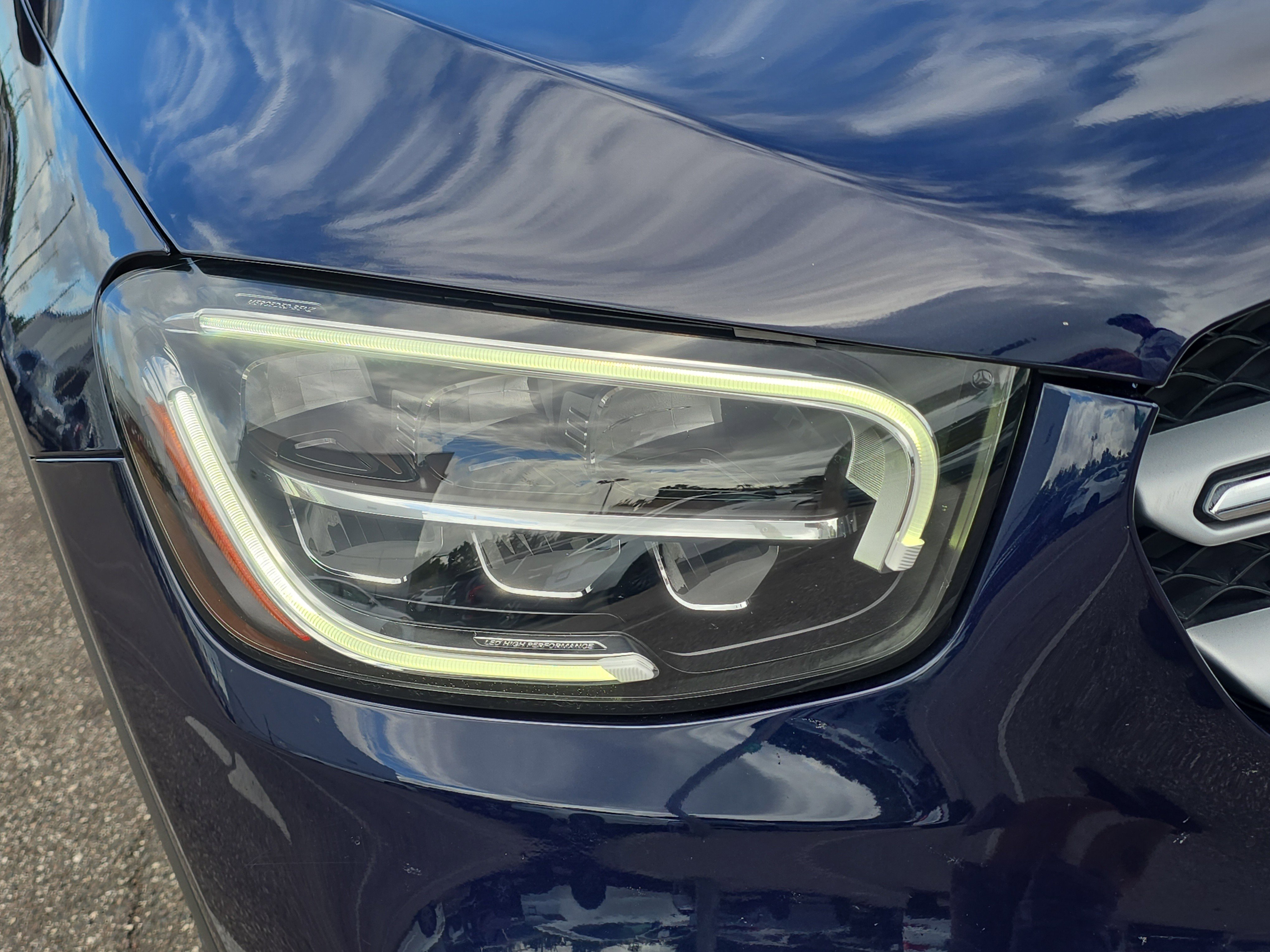 Used 2021 Mercedes-Benz GLC 300 image 7