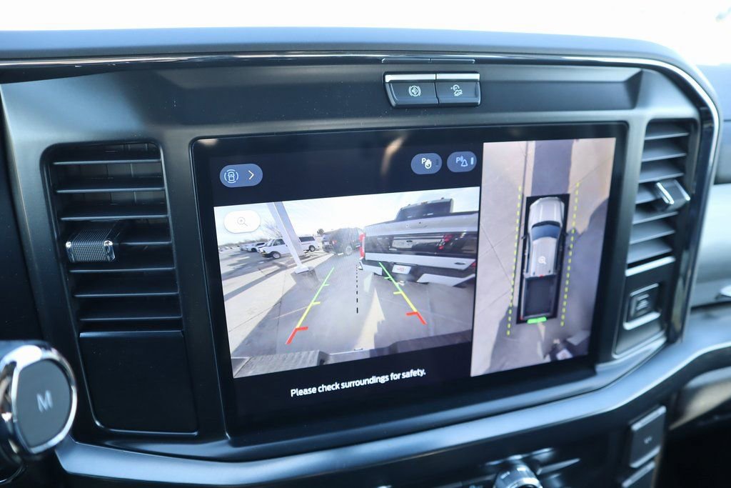 New 2026 Ford F250 Lariat w/ Black Appearance Package image 10