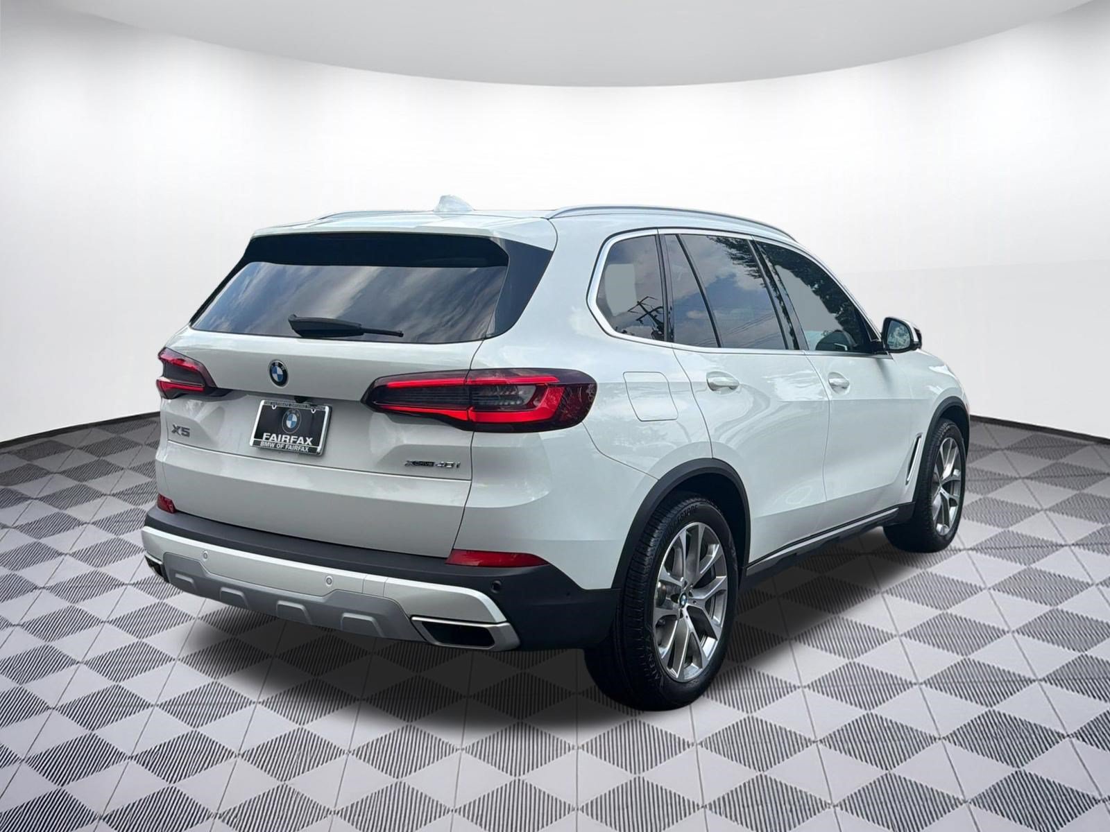 Used 2022 BMW X5 xDrive40i AWD/4WD image 9