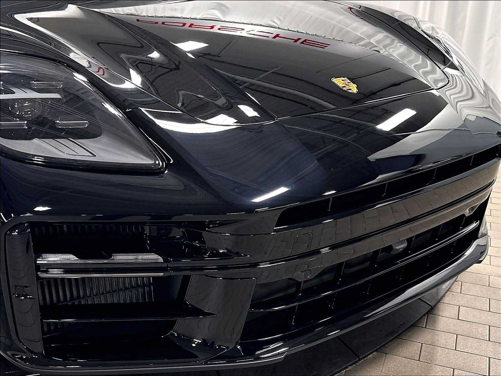 New 2026 Porsche Panamera 4 AWD/4WD image 31