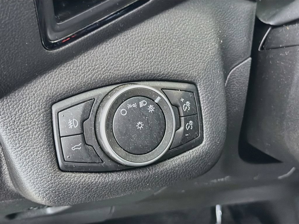 Used 2019 Ford Escape Titanium AWD/4WD image 11
