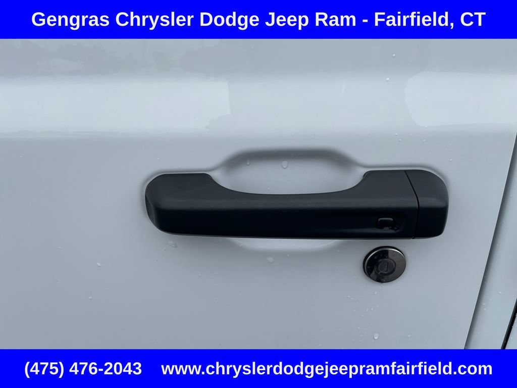 Used 2024 Jeep Wrangler Unlimited AWD/4WD image 43