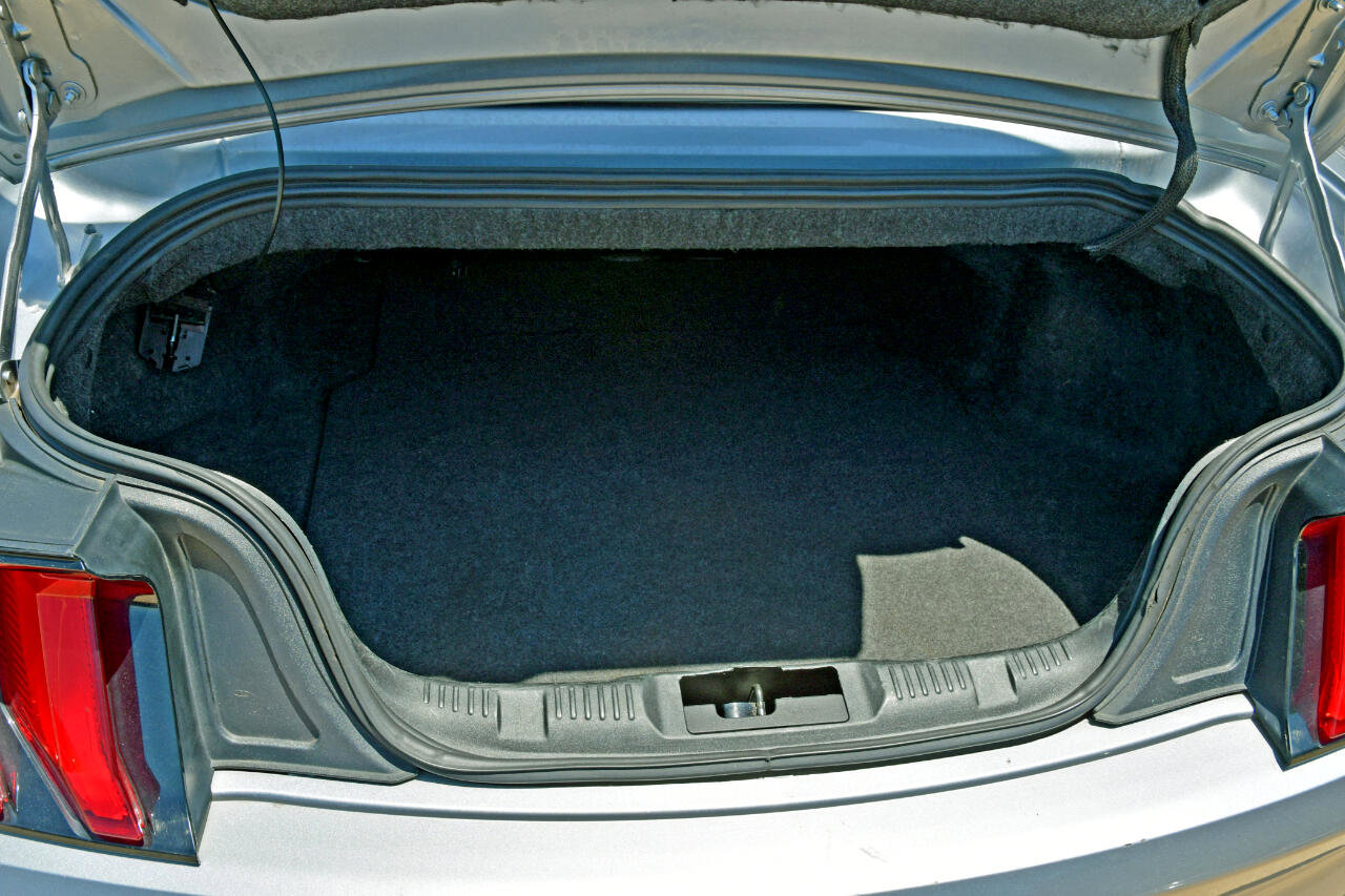 Used 2022 Ford Mustang Premium image 15