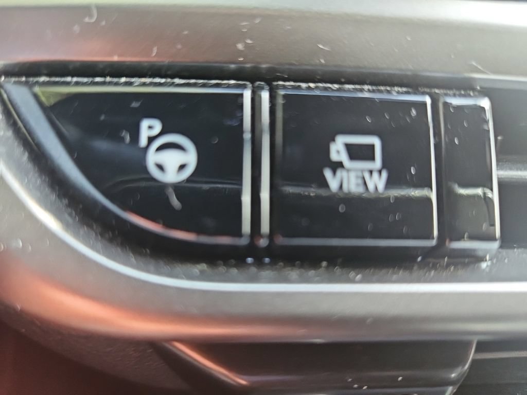 Used 2023 Lexus RX 500h F Sport w/ Cold Area Package AWD/4WD image 21