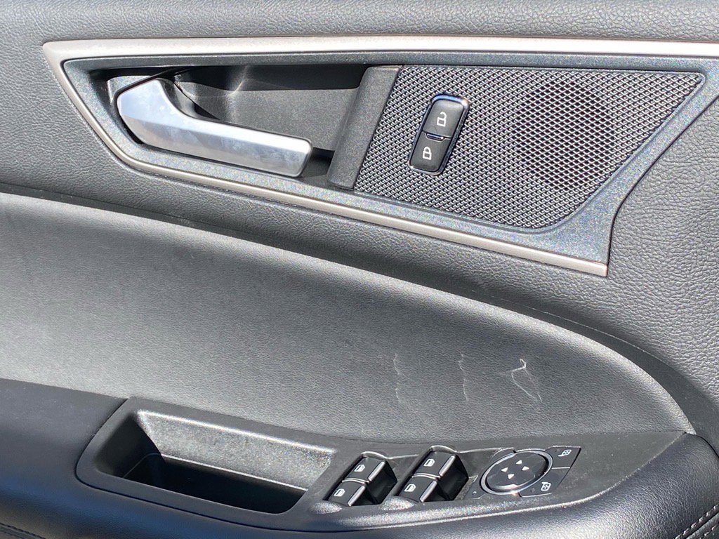 Certified 2024 Ford Edge SEL image 16