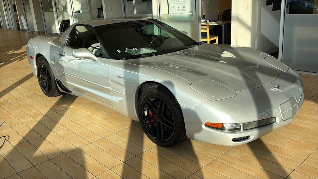 Used 2003 Chevrolet Corvette Z06 w/ Memory Package, 3 Drivers RWD image 23