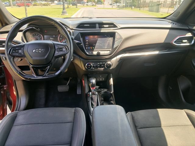 Used 2022 Chevrolet TrailBlazer RS w/ Sun and Liftgate Package AWD/4WD image 41
