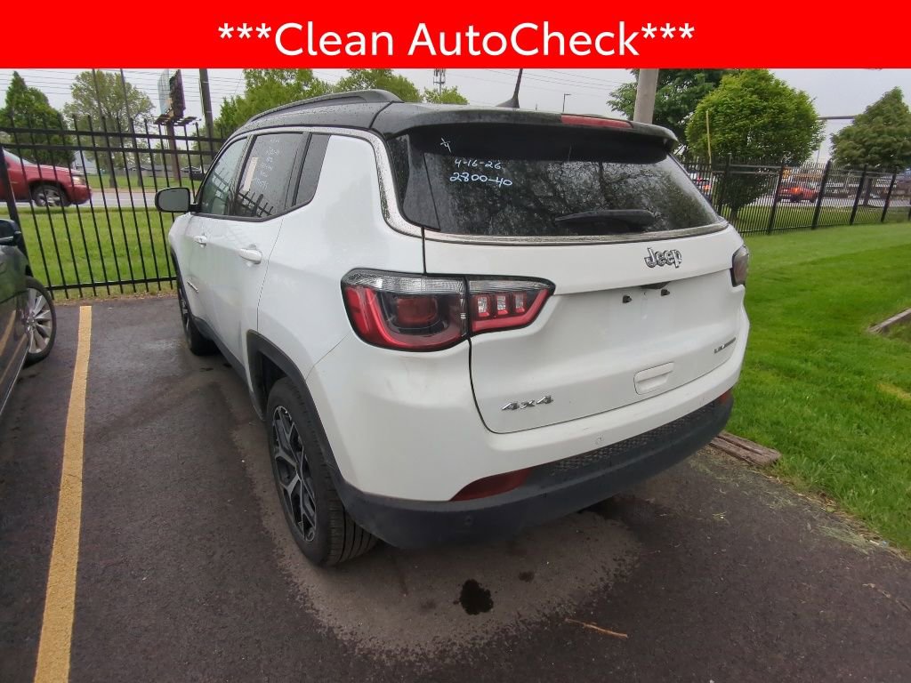 Used 2025 Jeep Compass Limited AWD/4WD image 4