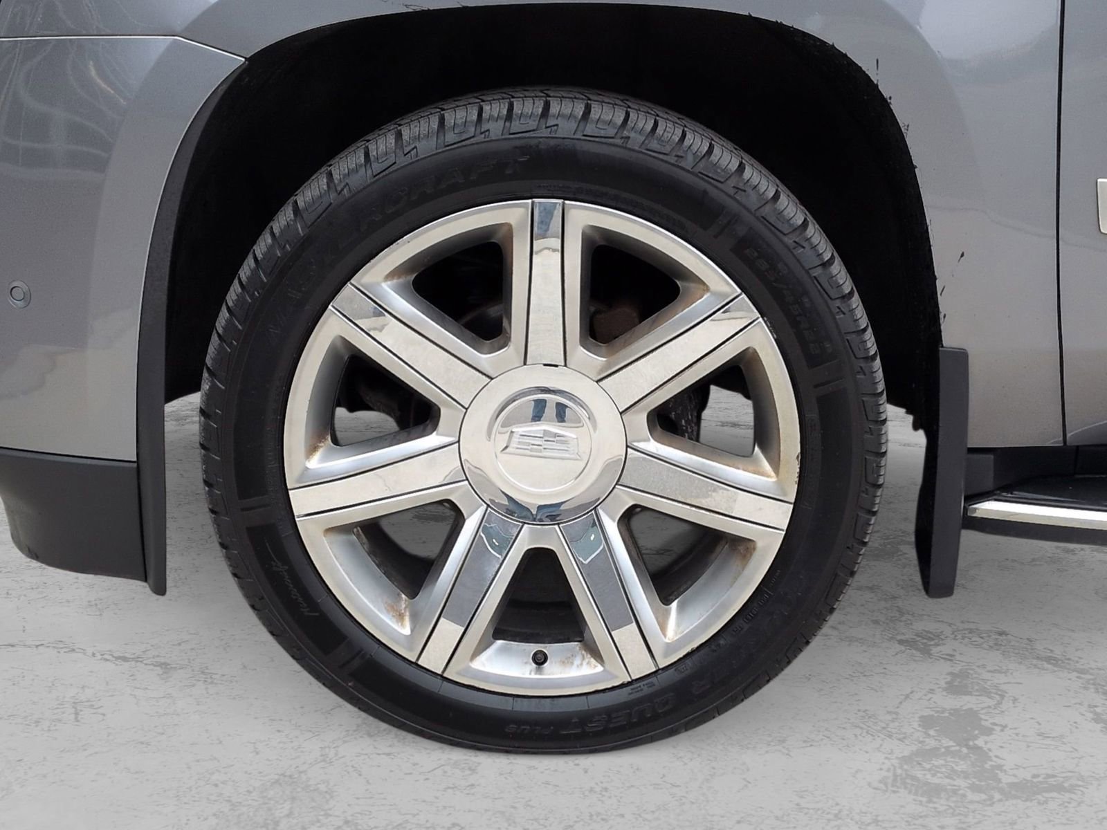 Used 2020 Cadillac Escalade Luxury image 17