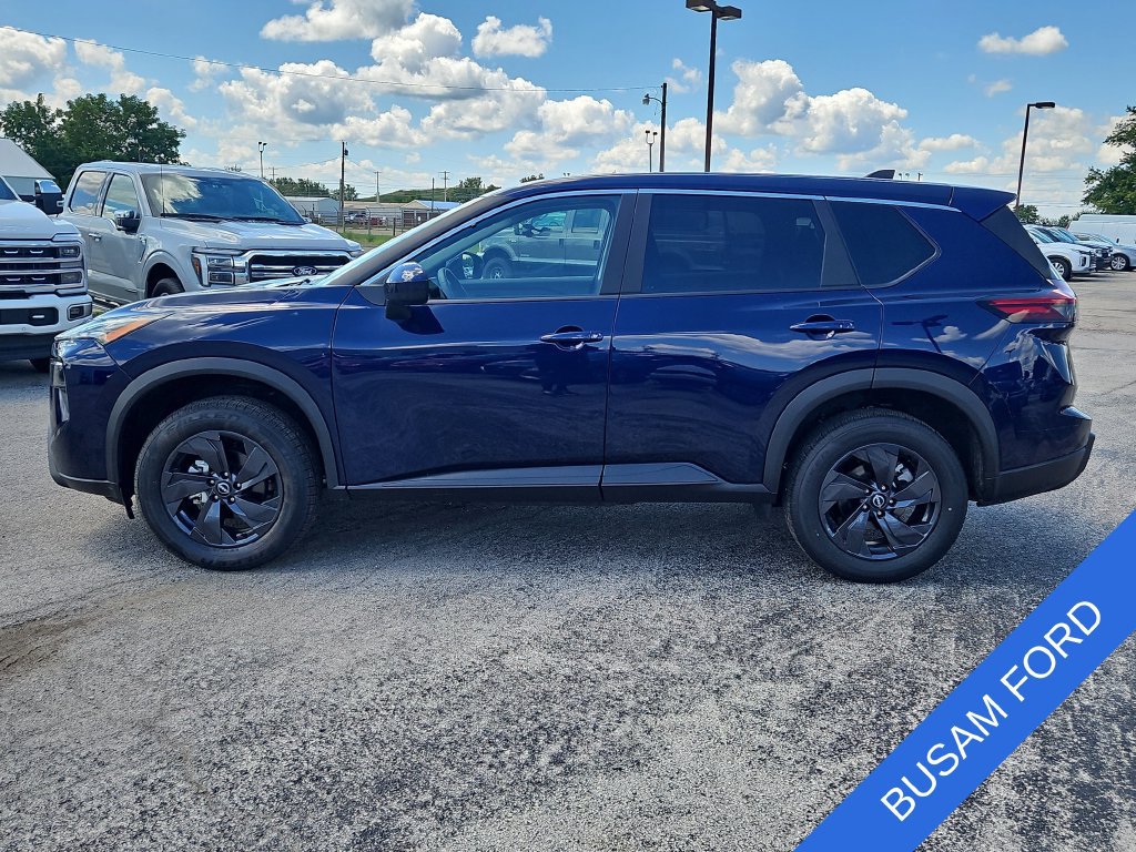 Used 2026 Nissan Rogue SV FWD image 29