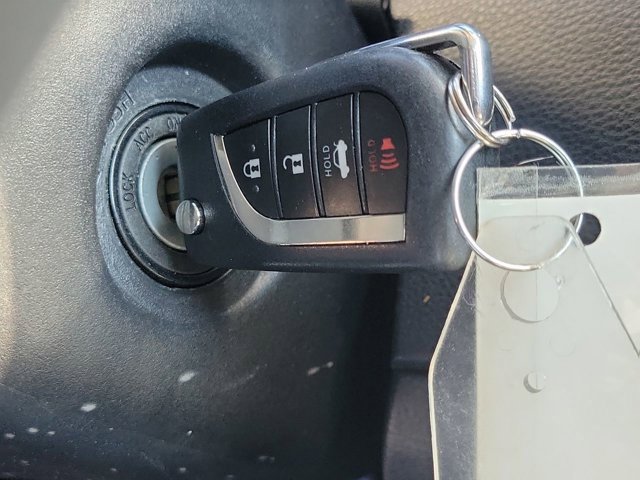 Used 2020 Toyota Corolla LE image 33