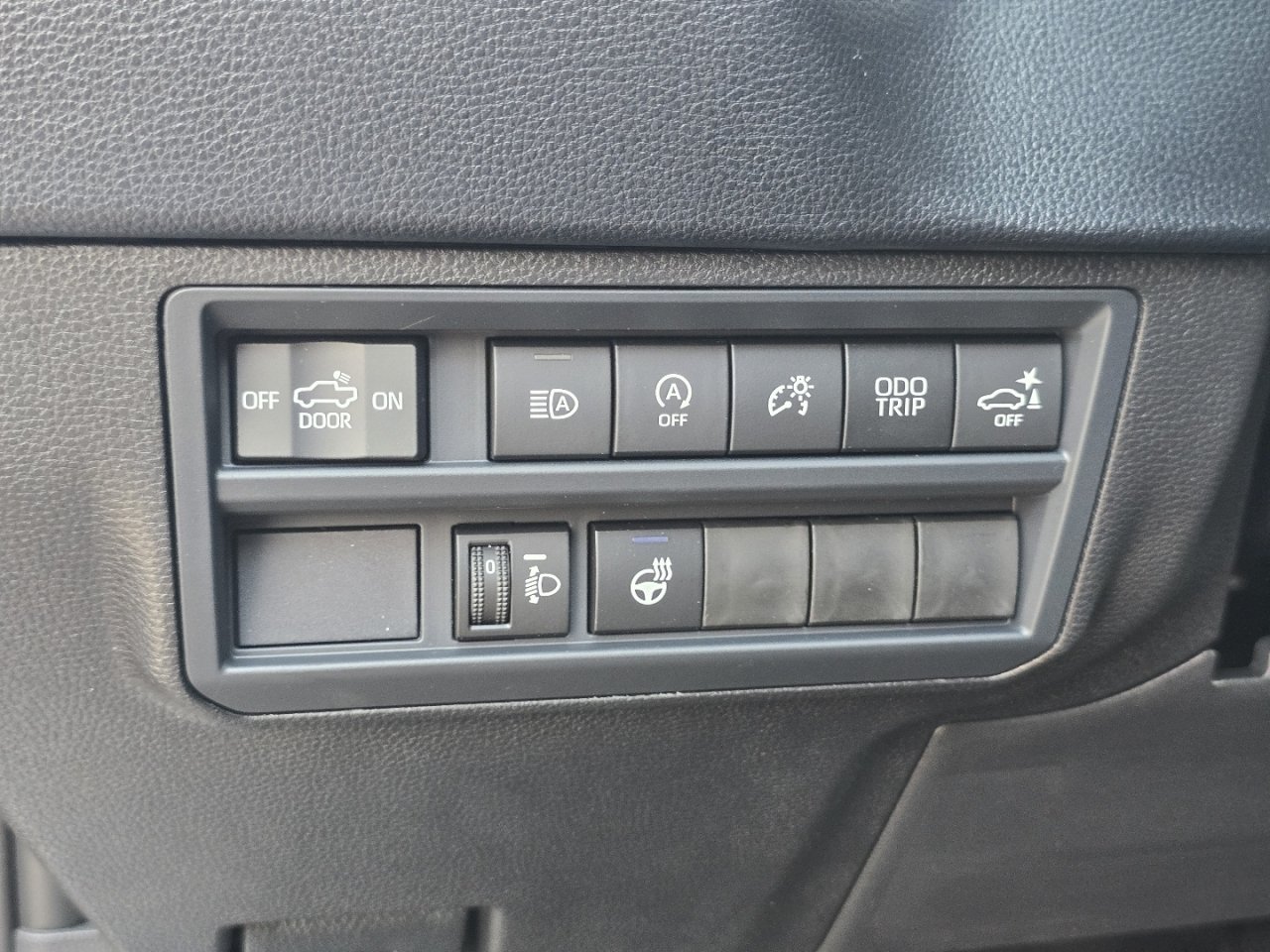 New 2026 Toyota Tundra SR5 AWD/4WD image 9