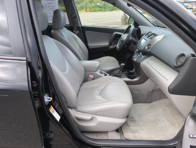 Used 2011 Toyota RAV4 Limited w/ Limited Extra Value Pkg AWD/4WD image 10