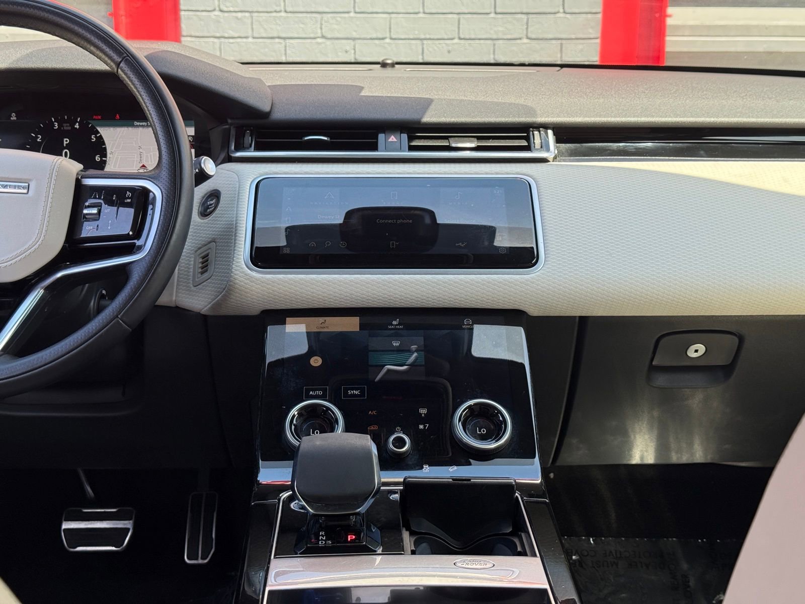 Used 2023 Land Rover Range Rover Velar R-Dynamic S AWD/4WD image 22