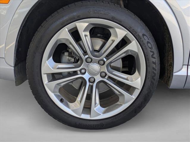 Used 2016 Audi Q3 2.0T Premium Plus w/ Technology Package image 9