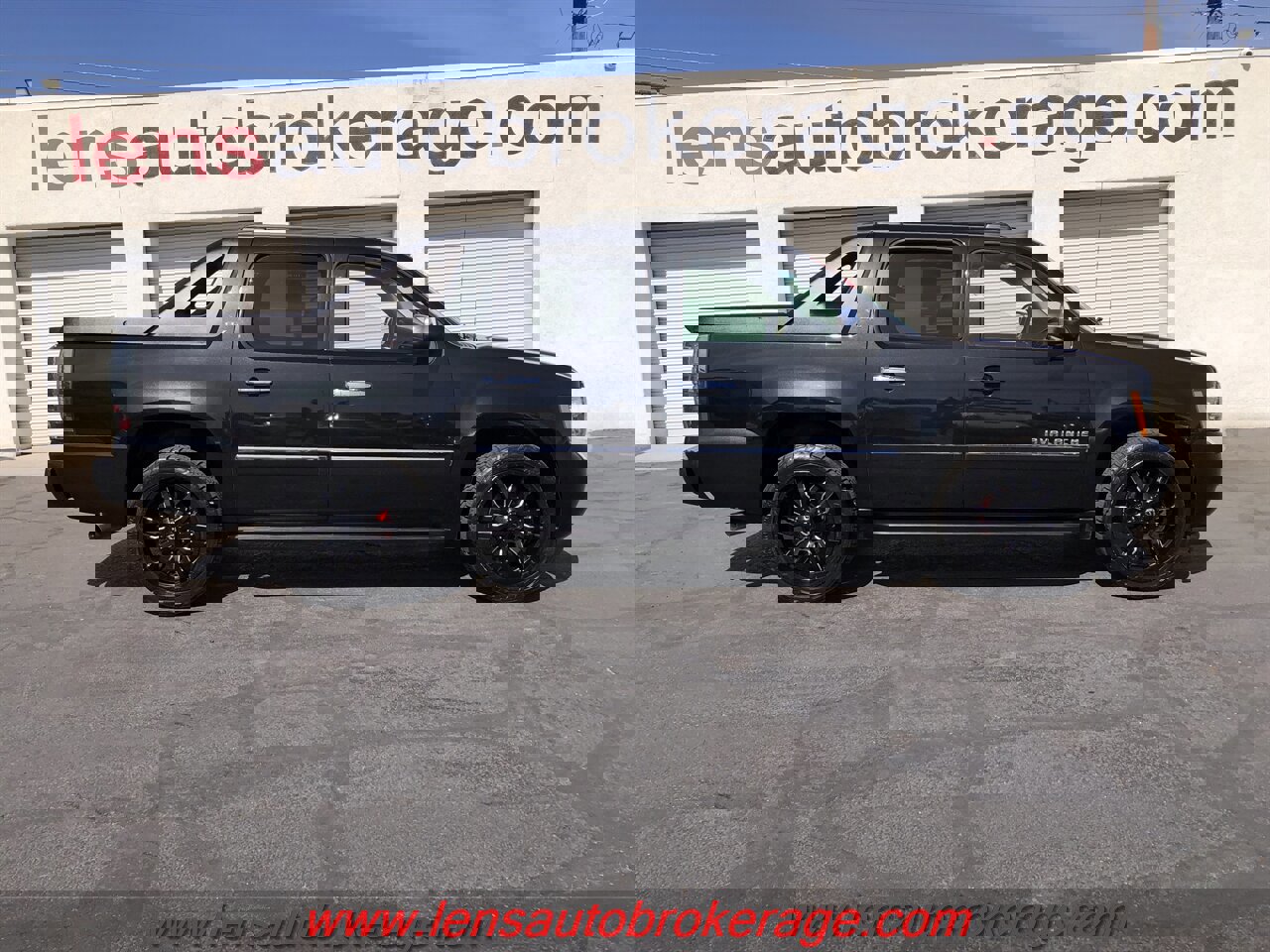 Used 2010 Chevrolet Avalanche LTZ