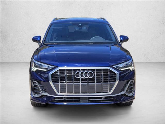 Used 2024 Audi Q3 2.0T Premium Plus w/ Premium Plus Package AWD/4WD image 2