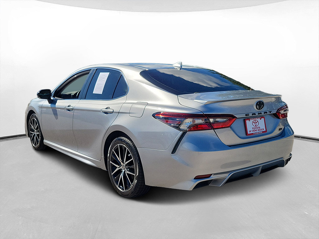 Used 2024 Toyota Camry SE w/ Convenience Package FWD image 6
