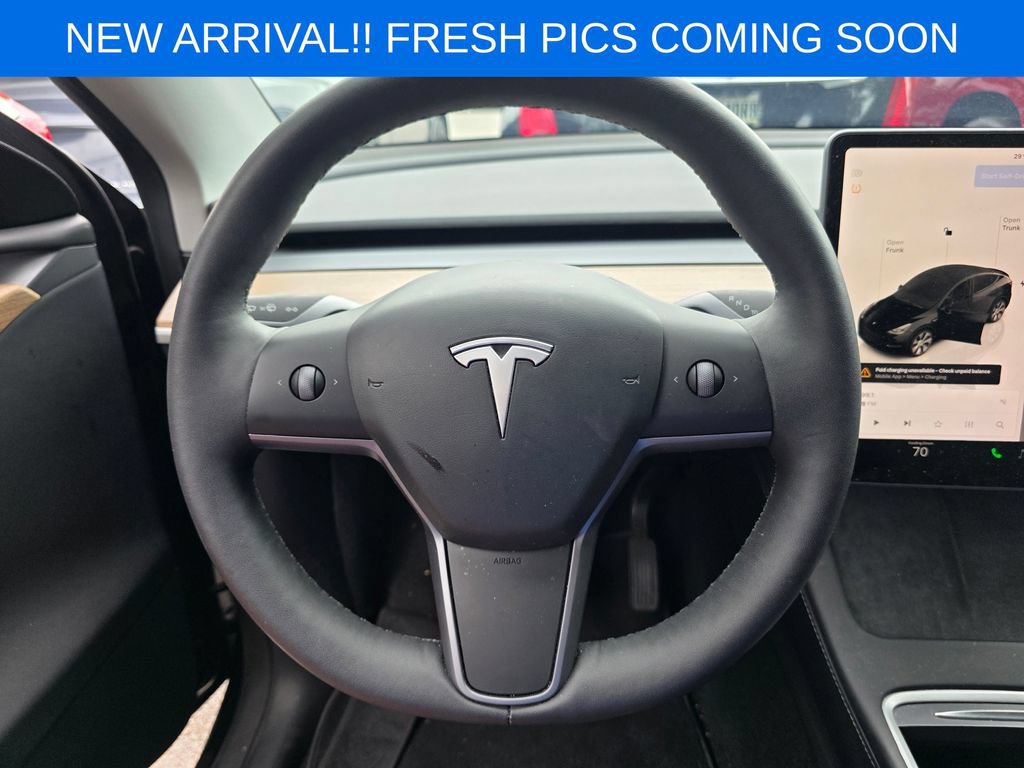 Used 2024 Tesla Model Y Long Range AWD/4WD image 9