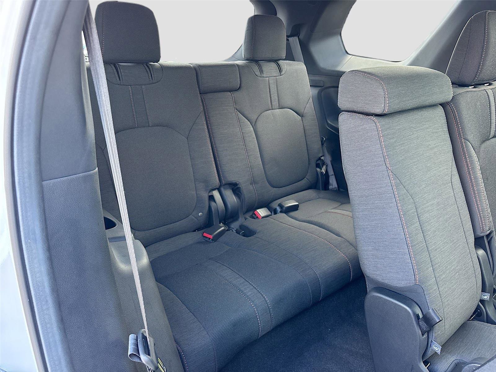 Certified 2025 Honda Pilot Sport image 30